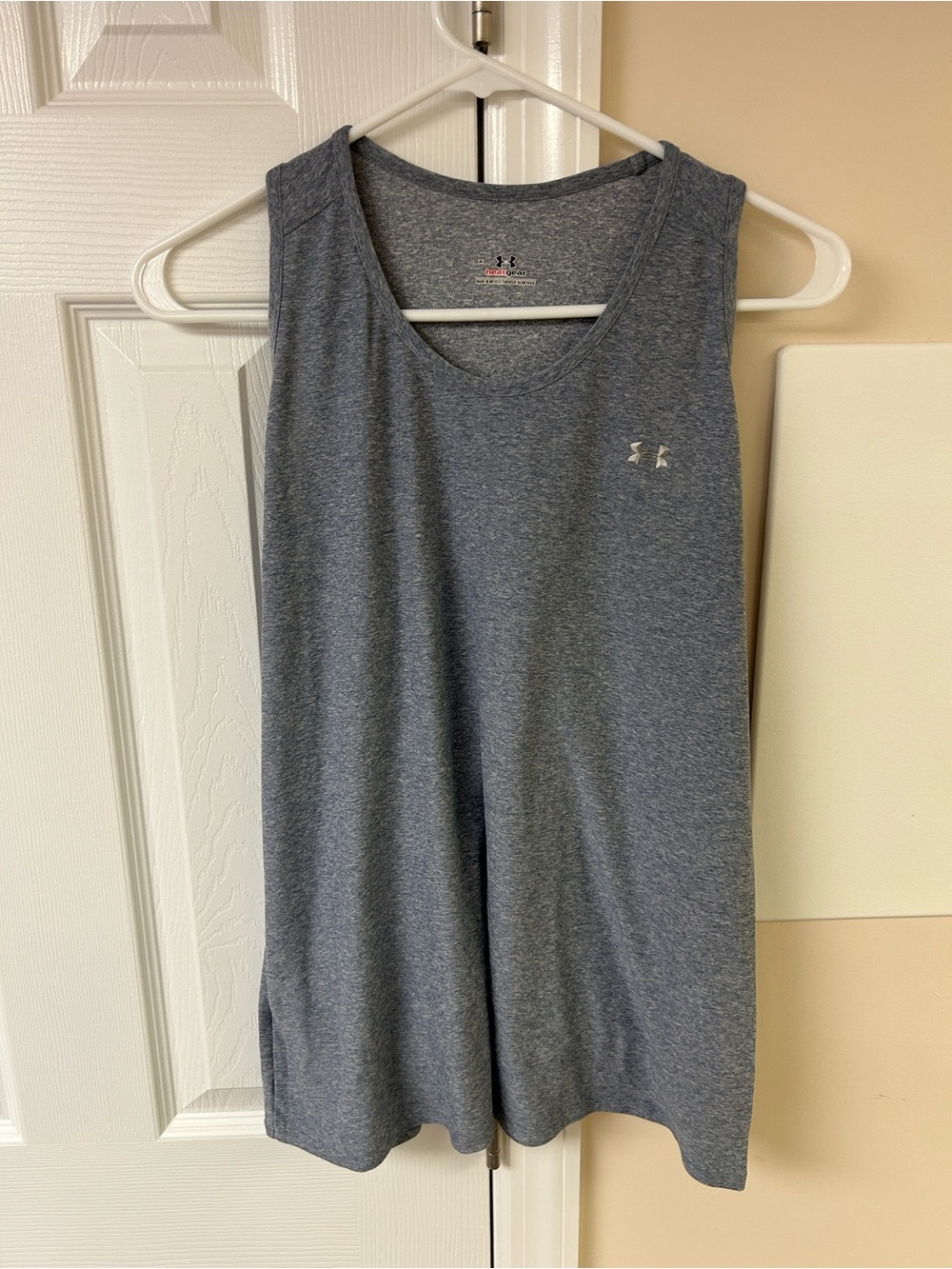 Under Armour gray athletic tank top